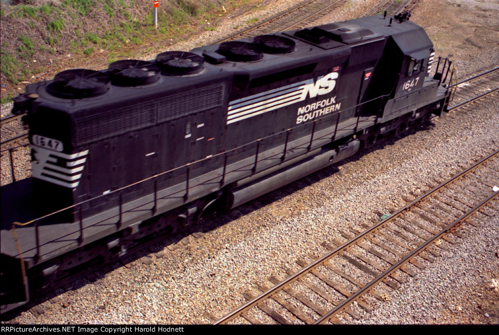 NS 1647